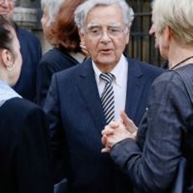 Bernard Pivot de l'Académie Goncourt, aux funérailles de Robert Sabatier