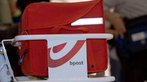 La distribution du courrier et des périodiques a repris normalement ce jeudi.