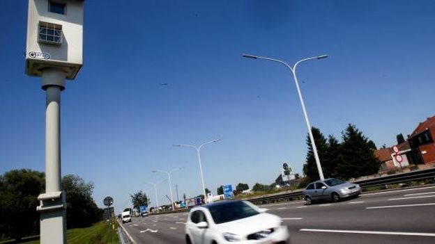 Près de 47 000 Belges flashés en France en juillet devront payer leur amende