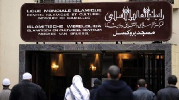 Selon Annemie Turtelboom (Open-VLD), l'Arabie saoudite finance une dizaine d'écoles "radicales" sur le sol belge