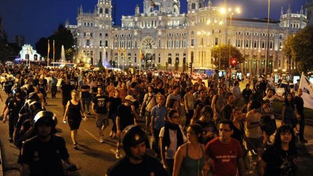 Manifestation spontanée contre l'austérité à Madrid