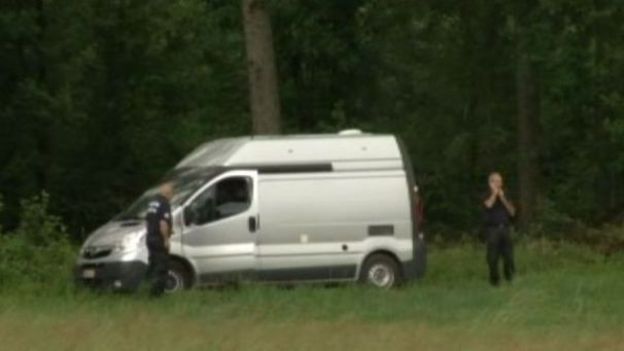 Les recherches s’étaient d’abord concentrées sur un bois de la région.