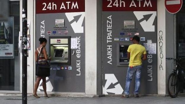 Chypre s'apprête à prendre la présidence tournante de l'Union en même temps qu'elle sollicite de l'aide financière