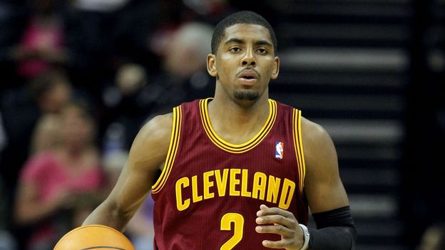 Fracture de la main droite pour Irving
