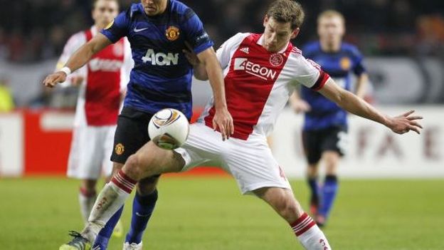 Jan Vertonghen ici à la lutte face à Manchester Utd