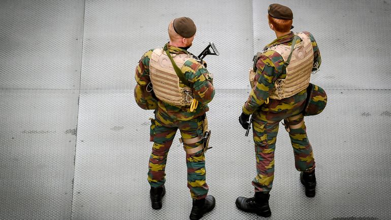 Niveau d'alerte terroriste maximal en Belgique. Niveau d'alerte terroriste maximal en Belgique.