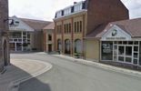 123 Mont-de-l'Enclus: un magasin de meubles touché par un incendie