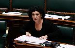 123 Dans le médiamètre d'avril, une femme d'abord, un président à bâbord