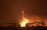 123 Sibérie: un élément de satellite sur une maison rue des Cosmonautes