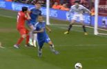 Liverpool inflige une amende à Suarez