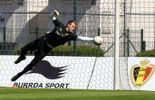 Mignolet tient le zéro, Witsel gagne