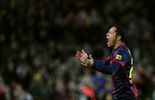 123 Adriano prolonge jusqu'en 2017 au Barça