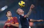 Nainggolan marque et bat la Roma