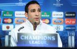 Adil Rami insulte un arbitre