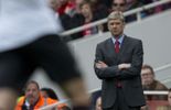 123 Wenger écarte l'idée d'un départ au PSG
