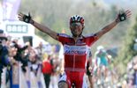Rodriguez enlève la Flèche, Gilbert 3e