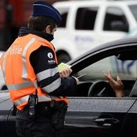 Situation délicate pour des policiers de la zone Bruxelles-Ixelles, agressés et harcelés par une dame ivre (photo d'illustration)
