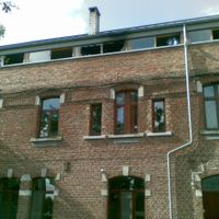 Un incendie a fait un blessé mercredi soir dans les bâtiments de l'asbl La Passerelle à Hannut. Ce jeudi, l'heure est aux constats.