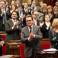 Le prÃ©sident catalan Artur Mas qualifie le texte de rÃ©solution sur la souverainetÃ© de cette rÃ©gion d'Espagne "d'historique"