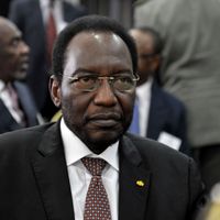 Dioncounda Traoré a été hospitalisé après avoir été blessé par des manifestants