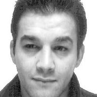 David Racic, l’homme que la police recherche activement pour divers vols à la ruse.