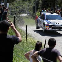 La voiture de Craig Breen et de Gareth Roberts lors du rallye de Corse