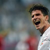 Euro 2012 : du spectacle sur le terrain