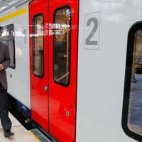 Pourquoi les trains roulent-ils plus lentement en 2012 qu'en 1990?