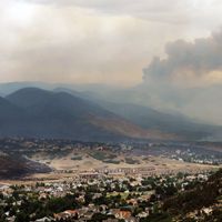 Le feu menace les collines de Colorado Springs, mercredi
