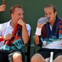 Queen's: avec Rochus, Darcis et Malisse