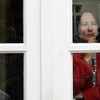La défaite de Ségolène Royal à La Rochelle ne peut occulter la nette victoire des socialistes français au second tour des législatives
