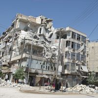 Combats acharnés à Alep, nouvelles manifestations anti-régime en Syrie