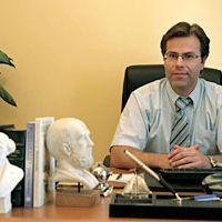 Le Dr. Spiros Kivellos constate l'augmentation des maladies liées aux "sentiments réprimés" chez les Grecs.