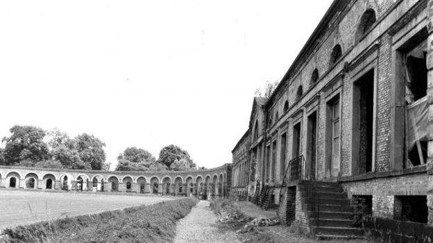 Image d'archivves du site du Grand Hornu, en 1981
